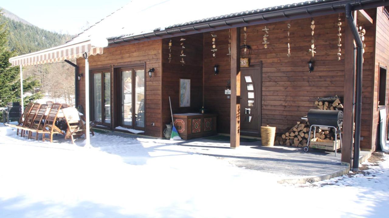 Du Champs Des Semeaux Chalet